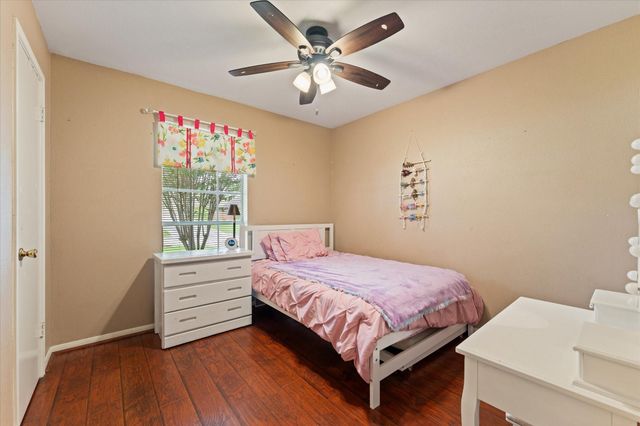 2307 Old Oak Lane, Houston, TX 77339