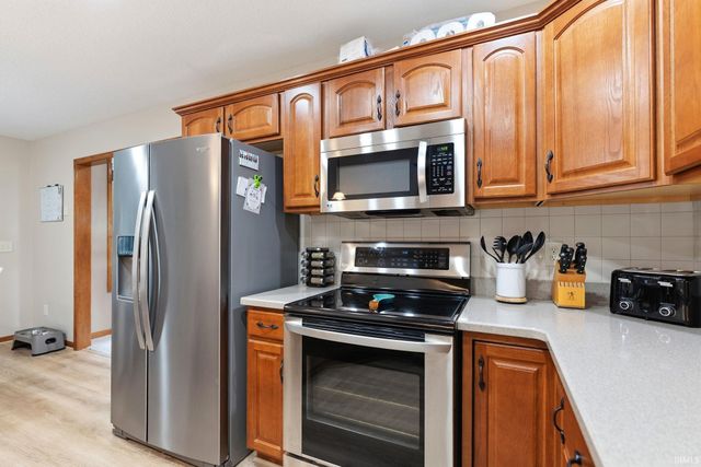 13202 Winding Vine Run, Fort Wayne, IN 46845