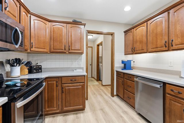 13202 Winding Vine Run, Fort Wayne, IN 46845