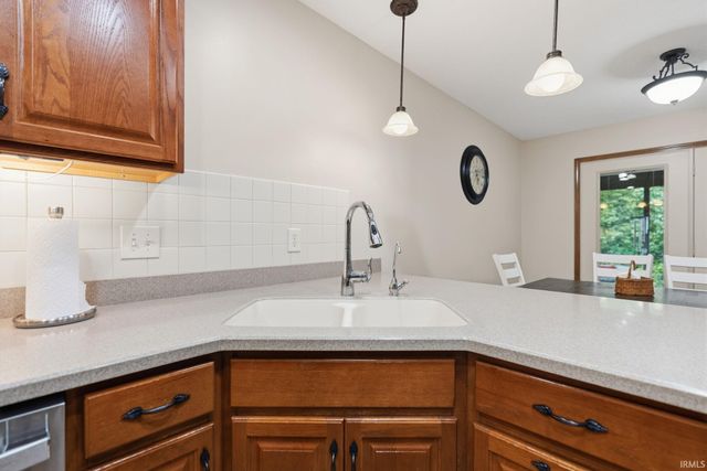 13202 Winding Vine Run, Fort Wayne, IN 46845