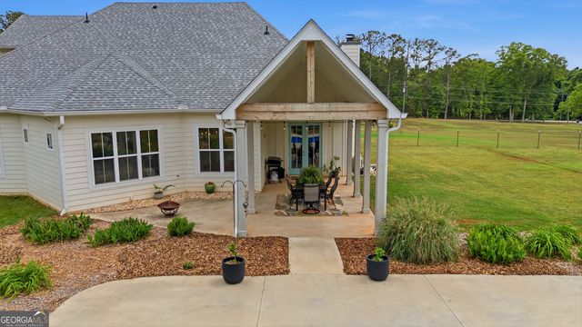404 Line Creek Road, Senoia, GA 30276