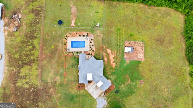 404 Line Creek Road, Senoia, GA 30276