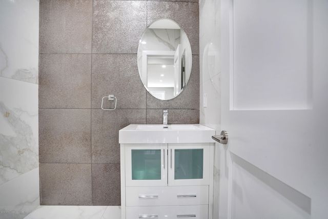 98 Hollywood Avenue, West Long Branch, NJ 07764