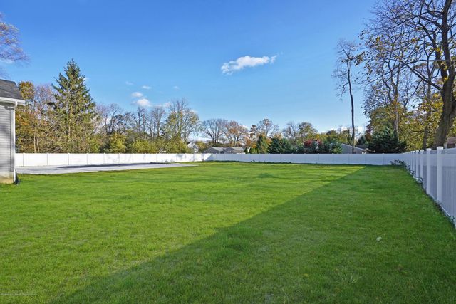 98 Hollywood Avenue, West Long Branch, NJ 07764