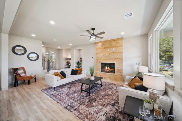 1837 N Troost Avenue, Tulsa, OK 74106