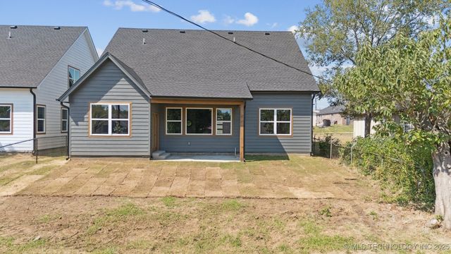 1837 N Troost Avenue, Tulsa, OK 74106