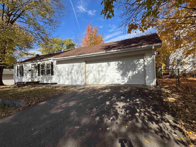 226 E 16th Street, Muncie, IN 47302
