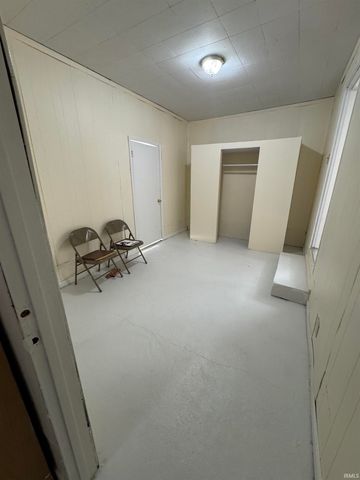 226 E 16th Street, Muncie, IN 47302