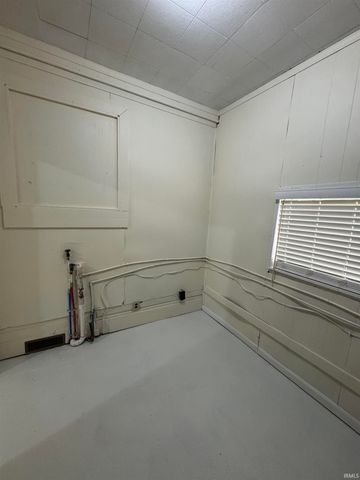 226 E 16th Street, Muncie, IN 47302