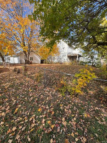 226 E 16th Street, Muncie, IN 47302