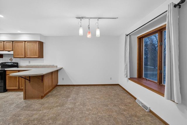 107 Ravine Road, Mount Horeb, WI 53572