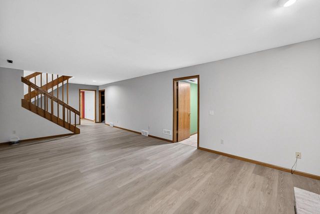 107 Ravine Road, Mount Horeb, WI 53572