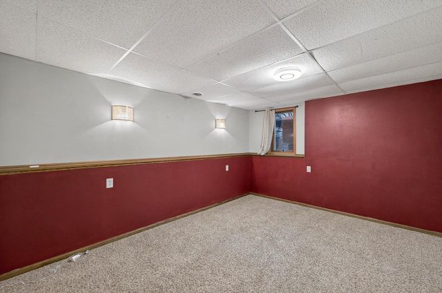 107 Ravine Road, Mount Horeb, WI 53572