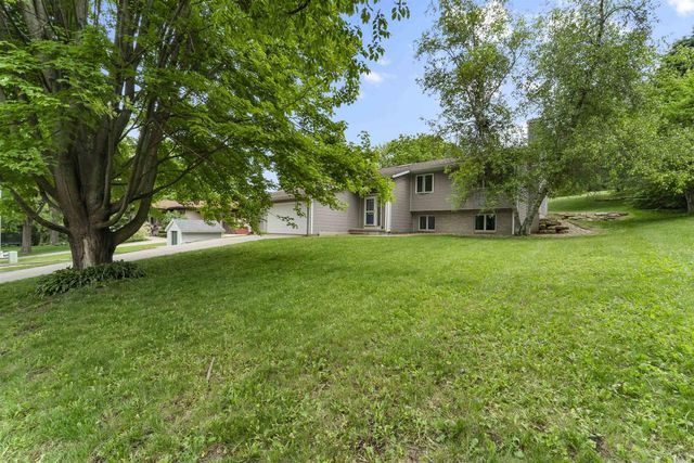 107 Ravine Road, Mount Horeb, WI 53572