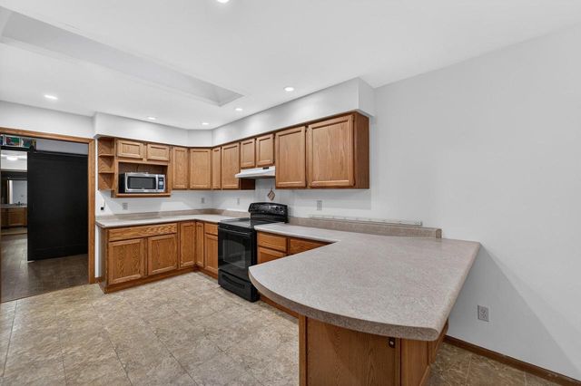 107 Ravine Road, Mount Horeb, WI 53572