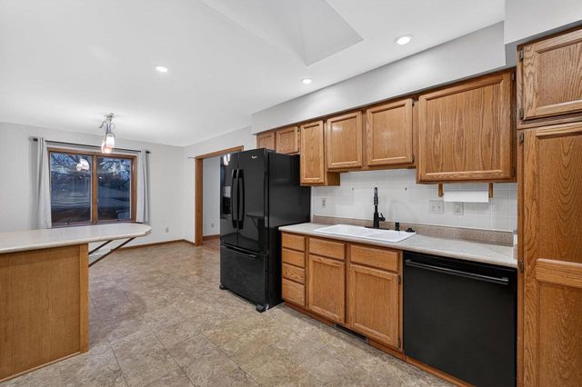 107 Ravine Road, Mount Horeb, WI 53572