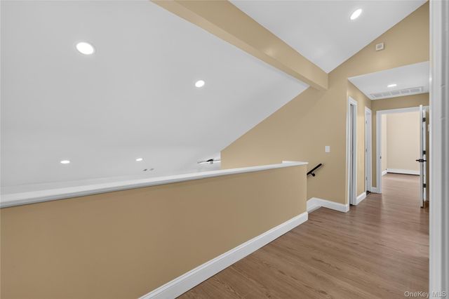 96 Chestnut Street, Mount Sinai, NY 11766