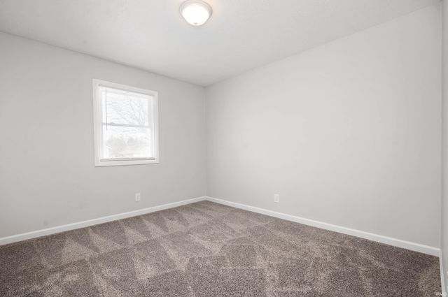 391 W Albany Court, Albany, IN 47320