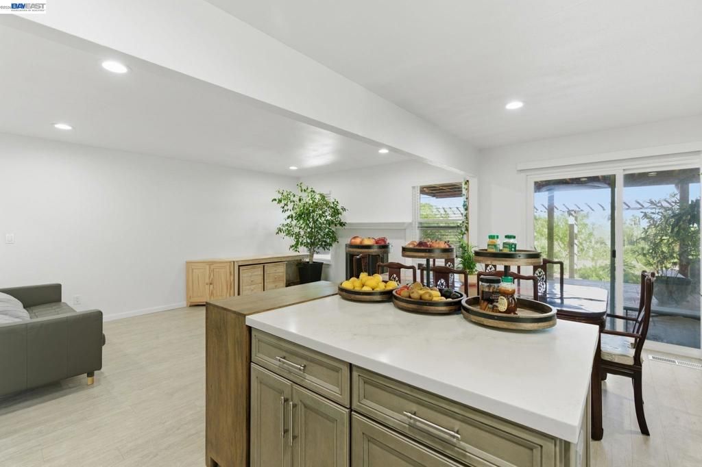 Image 13 of property listing at 2222 Carmel Ct, Pittsburg, CA 94565