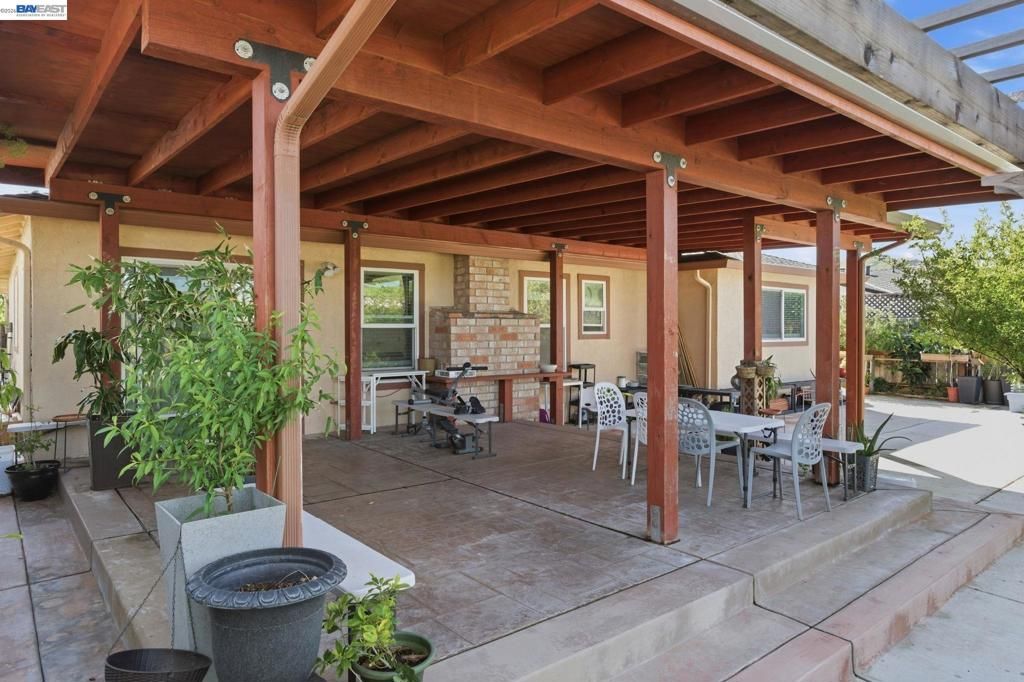 Image 34 of property listing at 2222 Carmel Ct, Pittsburg, CA 94565