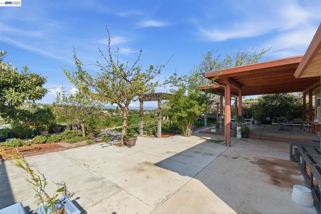 Image 35 of property listing at 2222 Carmel Ct, Pittsburg, CA 94565