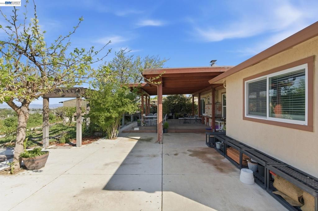 Image 36 of property listing at 2222 Carmel Ct, Pittsburg, CA 94565