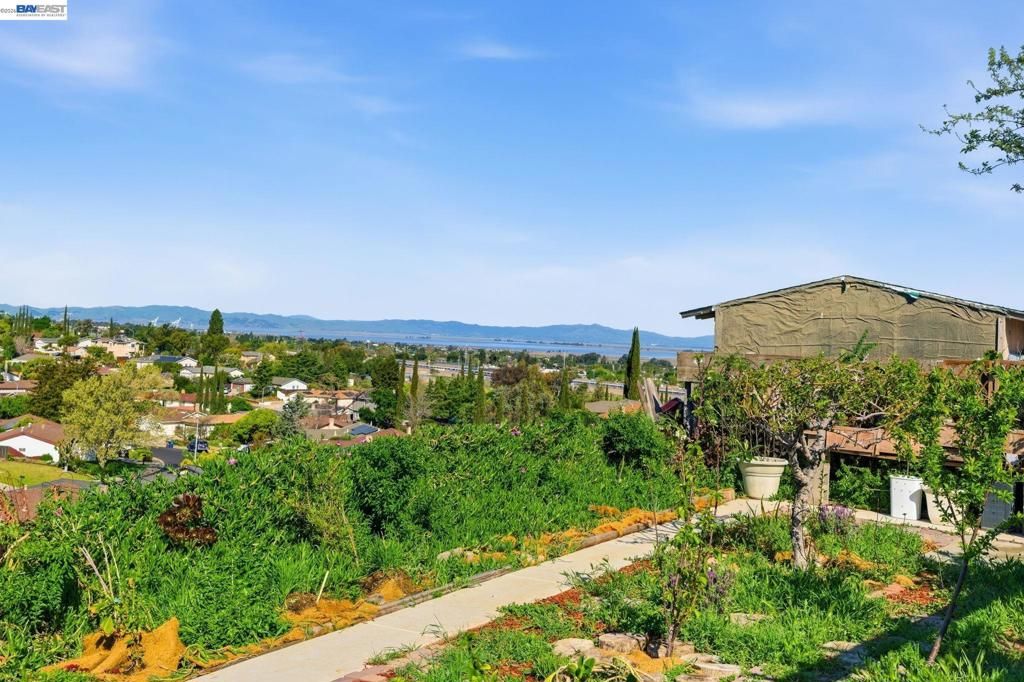 Image 38 of property listing at 2222 Carmel Ct, Pittsburg, CA 94565