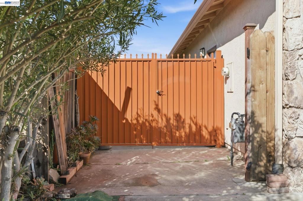 Image 56 of property listing at 2222 Carmel Ct, Pittsburg, CA 94565