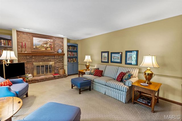 147 Ginger Dale Drive, Glen Carbon, IL 62034