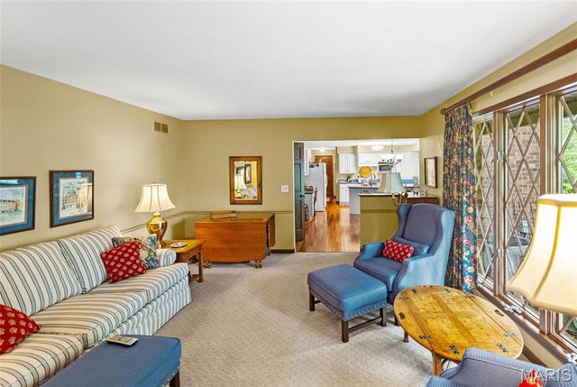 147 Ginger Dale Drive, Glen Carbon, IL 62034