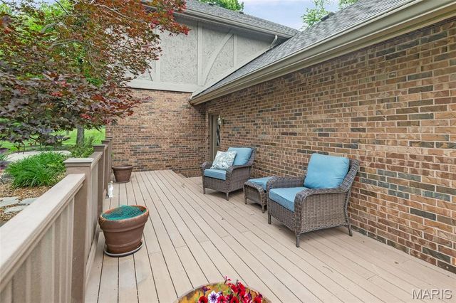 147 Ginger Dale Drive, Glen Carbon, IL 62034