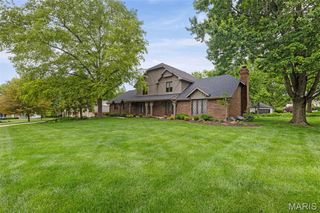 147 Ginger Dale Drive, Glen Carbon, IL 62034