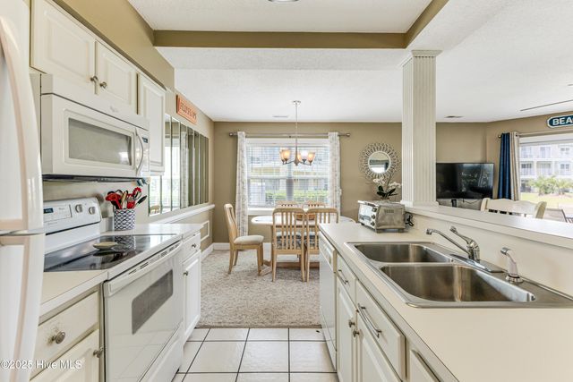 330 S Middleton Drive NW 1201, Calabash, NC 28467