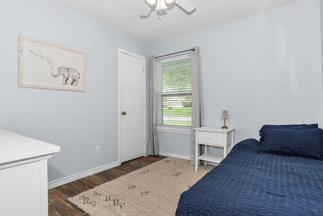 5918 Twin Willows Drive, Arlington, TX 76017