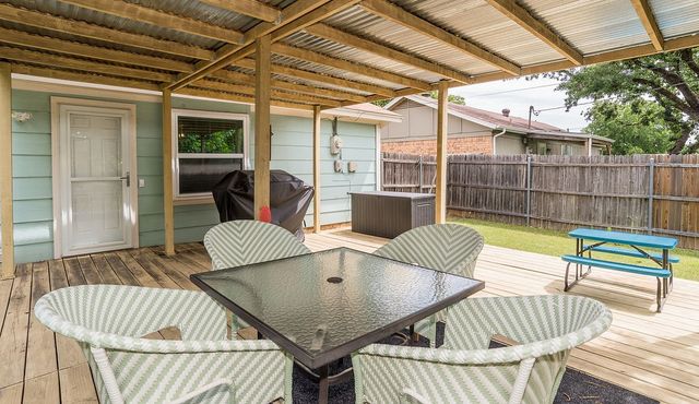 5918 Twin Willows Drive, Arlington, TX 76017