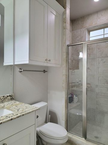 1702 Calumet St, Houston, TX 77004