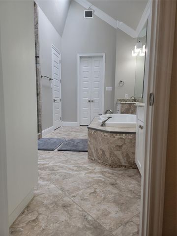 1702 Calumet St, Houston, TX 77004