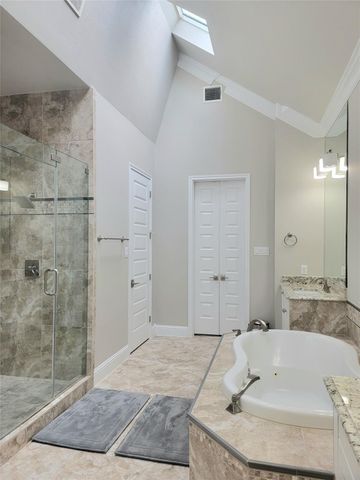 1702 Calumet St, Houston, TX 77004