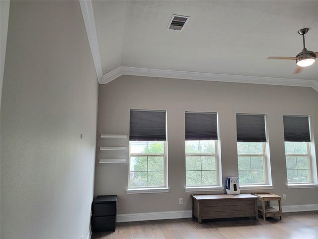 1702 Calumet St, Houston, TX 77004