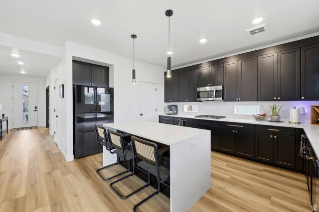 8322 S BOREALIS CT, West Jordan, UT 84088