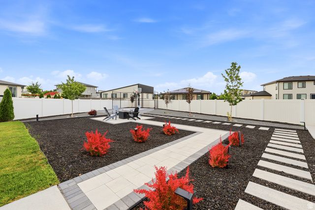 8322 S BOREALIS CT, West Jordan, UT 84088
