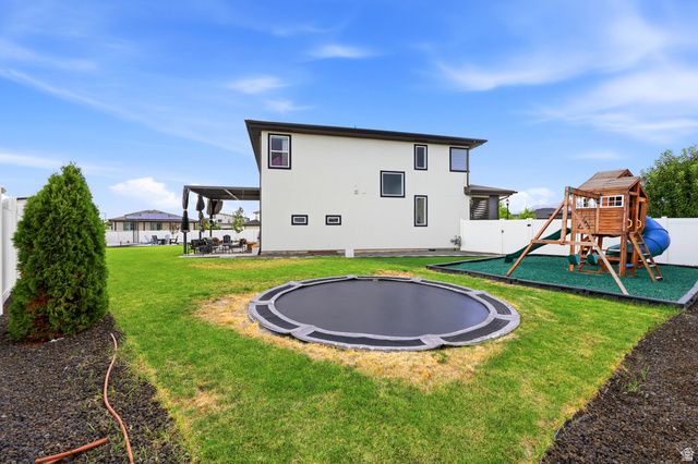 8322 S BOREALIS CT, West Jordan, UT 84088
