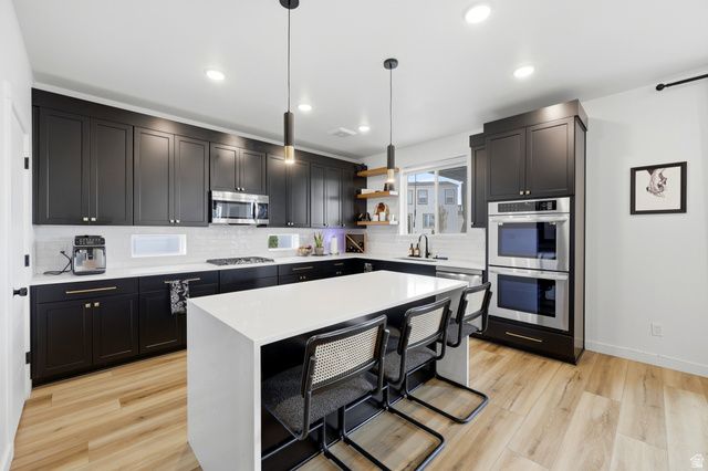 8322 S BOREALIS CT, West Jordan, UT 84088