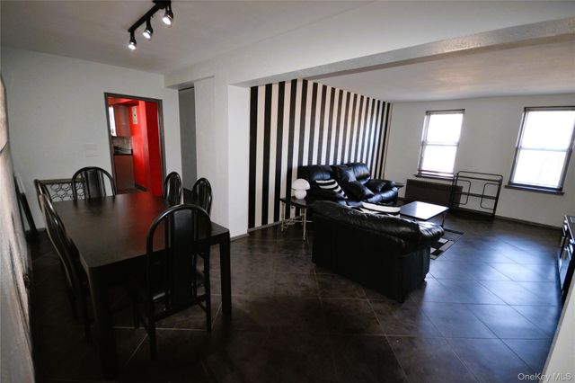 247 Parkview Avenue 6M, Bronxville, NY 10708