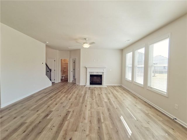 38 Longhorn Way, Auburn, GA 30011