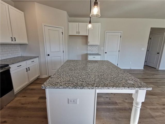 38 Longhorn Way, Auburn, GA 30011