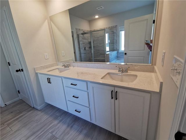 38 Longhorn Way, Auburn, GA 30011