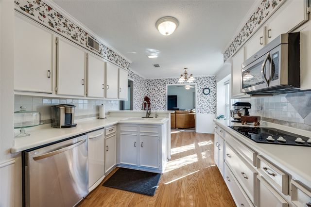 1004 Serenade Lane, Richardson, TX 75081