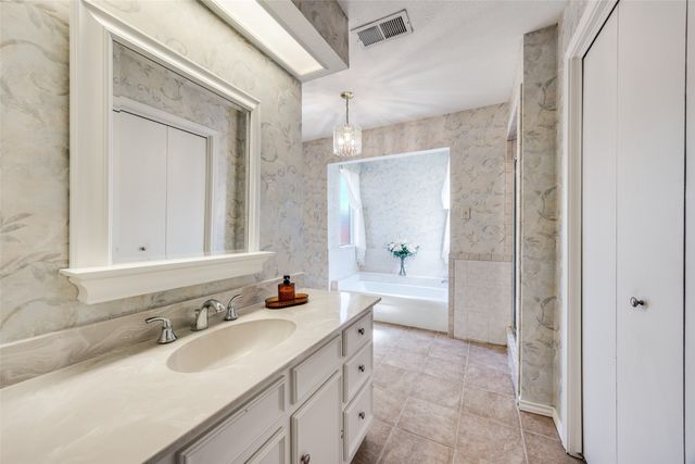 1004 Serenade Lane, Richardson, TX 75081