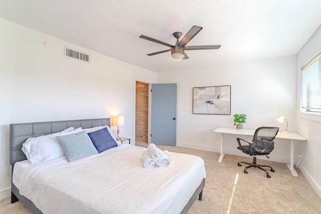 3809 N Braeswood Boulevard 14, Houston, TX 77025